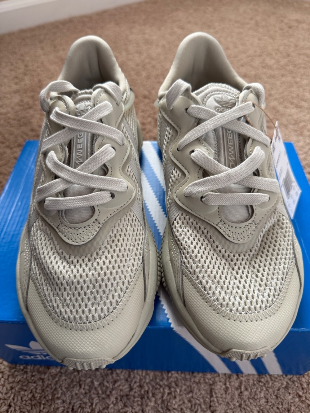 NWT 6Y/7.5W Adidas Beige Ozweego Chunky Lace-Up Sneakers